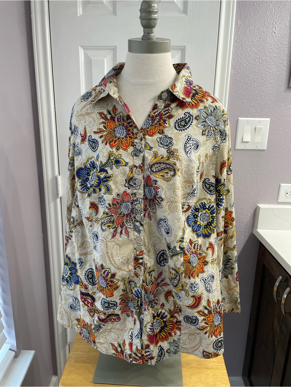 Catherines Vintage Cream Multicolor Paisley Cotton Button-up Top 0X (14/16W)